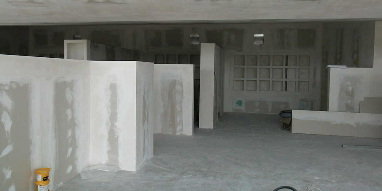 intervento di finitura in cartongesso uffici Bazzea con materiali Sto