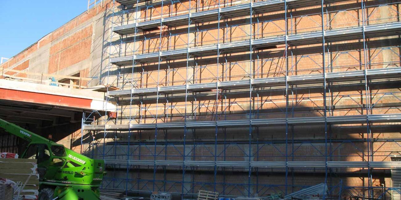 inizio lavori cantiere restauro miglioramento energetico facciata esselunga corso nazionale di la spezia