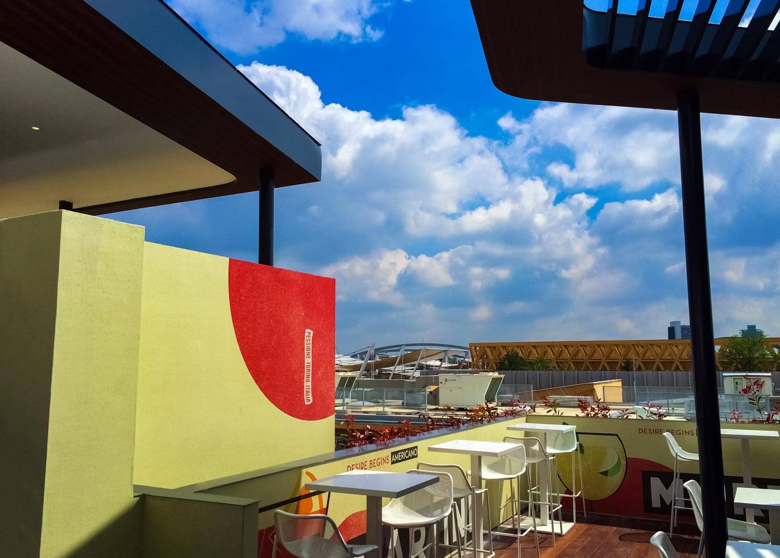 vista terrazza martini fiera expo milano 2015 dettagli progetto pininfarina pergolato architettonico opere in cartongesso Bazzea